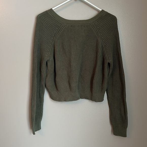 Forever 21 Olive Green V-Neck Sweater - Picture 3 of 3